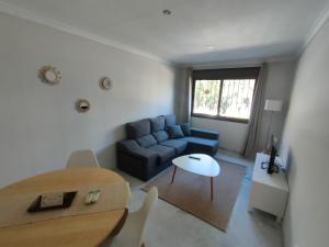 A seating area at Sanpedro Apartamentos Marbella