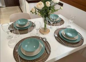 Kép Turquesa Apartment,Punta Prima ,2 bed, 4 swimming pools and cabriolet Peugeot 307 included szállásáról Torreviejában a galériában