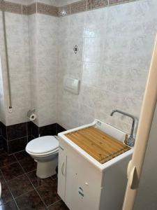 A bathroom at [Casa sul mare]+Posto auto+Giardino+WiFi