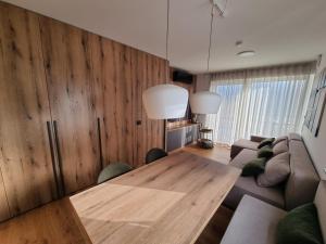 Posezení v ubytování Apartment Deluxe Ossiacher See - Gerlitzen