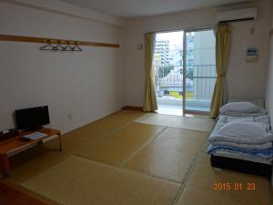 Gallery image of Minshuku Getto in Naha