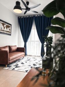 Χώρος καθιστικού στο SUWAN Guesthouse A07 - 2BR Apartment with Free Wifi Near Kajang 2
