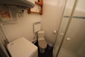 Ένα μπάνιο στο La cour des rois +10 φωτογραφίες