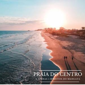 vista su una spiaggia con il tramonto di Mangata Loft - Requinte e Conforto para Lazer ou Trabalho a Itanhaém Altre 35 foto