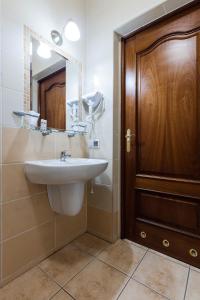 Koupelna v ubytování Hotel Marysin Dwór