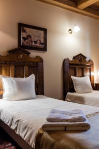Postel nebo postele na pokoji v ubytování Hotel Marysin Dwór