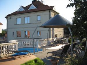 Bazén v ubytování Apartment Sejko nebo v jeho okolí