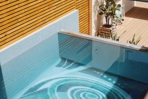 Bazén v ubytování Fremantle Boutique Accommodation - Maand Up nebo v jeho okolí