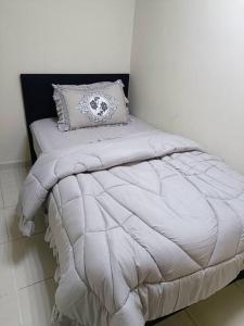 Postel nebo postele na pokoji v ubytování Dubai Marina Apartment