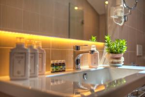 Mynd úr myndasafni af Hotel Pine í Tivat