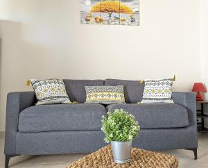 Posedenie v ubytovaní Appartement avec CLIMATISATION, proche golf et île des loisirs