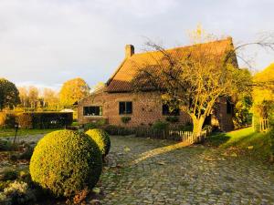 Ein Garten an der Unterkunft B&B De Paenhoeve