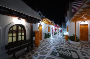 Budova, kde se aparthotel nachází