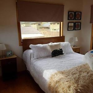 Łóżko lub łóżka w pokoju w obiekcie Casa en el campo Olmue