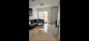 Zdjęcie z galerii obiektu Beautiful 2-Bed Apartment in Orihuela w mieście Orihuela