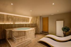 
Spa and/or other wellness facilities at Royal Ours Blanc Boutique Hôtel & Spa
