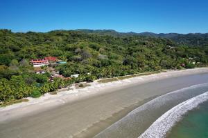 Naturlandskabet i nærheden af hotellet + 16 billeder