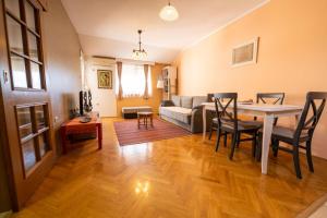 Posezení v ubytování Norandvik Apartment