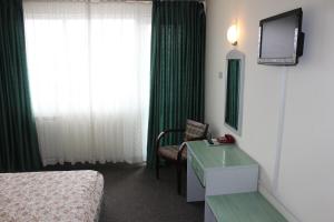 Μια τηλεόραση ή/και κέντρο ψυχαγωγίας στο Rodopi Hotel