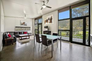 Φωτογραφία από το άλμπουμ του Ecocrackenback 13 Sustainable chalet close to the slopes σε Crackenback