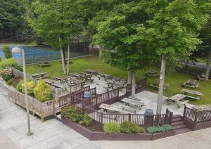 Zahrada ubytování Indoor Pool, Firepit, Self Check-in, BBQ, FREE Amenities, KING Bed, Full Kitchen