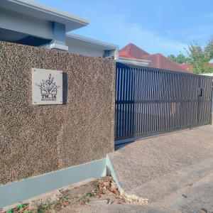 Fotografie z fotogalerie ubytování TM 16 Padang, Near Mentawai Fast & City Center v destinaci Padang