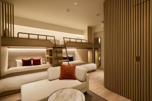 Cama ou camas em um quarto em fav HIROSHIMA HEIWAODORI
