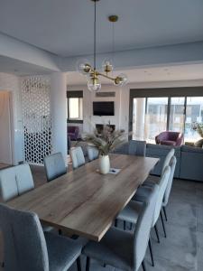 Fotografie z fotogalerie ubytování Maria Luxury Villa v destinaci Lékhaion