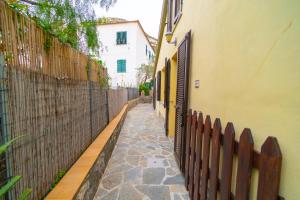 Fotografie z fotogalerie ubytování Casa Pepe - Goelba v destinaci Pomonte