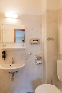 Koupelna v ubytování Hotel Dori´s 108