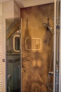 Koupelna v ubytování Goldrausch - Glanzvolle Ferienwohnung in Meißen am Lutherplatz