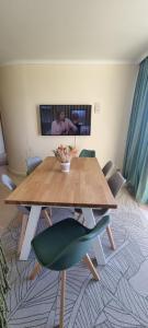 Uma televisão e/ou sistema de entretenimento em T2+1 - Sousa Vila - Apartament with the best pool @ Algarve