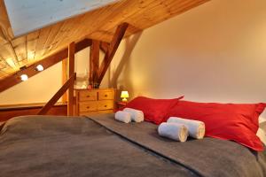 Postel nebo postele na pokoji v ubytování Hôtel Restaurant Gîtes Les 5 Saisons