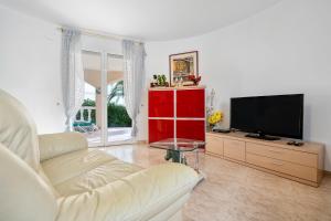 Gallery image of Manuela in Miami Platja