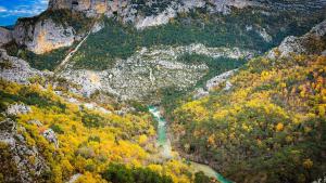 Fotografia z galérie ubytovania Provence Van Location Van Aménagé v destinácii Trets