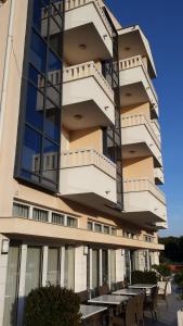 Balkón alebo terasa v ubytovaní Apartments and Rooms Astoria