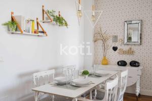 Zdjęcie z galerii obiektu Koti Rentals - Albatros w mieście Benalmádena