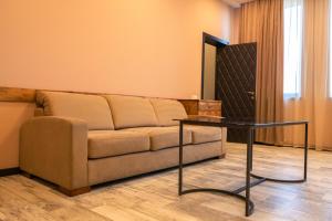 Area soggiorno di B H Y Guesthouse in Yerevan
