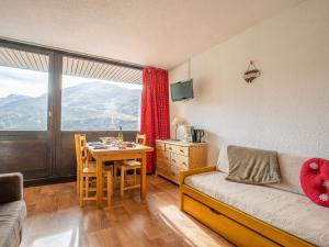 Nespecifikovaný výhled na hory nebo výhled na hory při pohledu z apartmánu