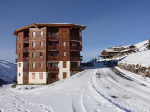 Apartment 815 Nécou by Interhome v zimě