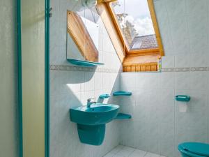 Kúpeľňa v ubytovaní Apartment Anthony 2 by Interhome