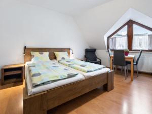 Posteľ alebo postele v izbe v ubytovaní Studio Harrachov 611-2 by Interhome