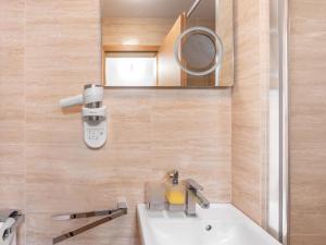 Koupelna v ubytování Apartment Harrachov Resident Vesna by Interhome