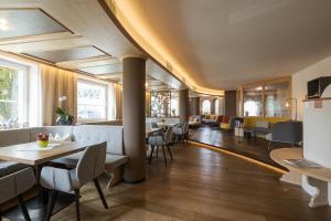 Posezení v ubytování Hotel Fernblick