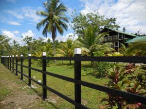 Puutarhaa majoituspaikan Hotel Nuquimar ulkopuolella