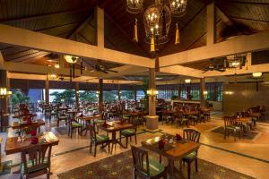 Restaurace v ubytování Chanalai Garden Resort, Kata Beach