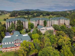 an aerial view of an apartment complex at RiverStone Condo Resort & Spa in Pigeon Forge