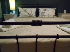 Posteľ alebo postele v izbe v ubytovaní Secret Garden 76 sq.m. apartment close to city center