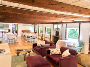 Svetainės erdvė apgyvendinimo įstaigoje Gåsen Out B&B