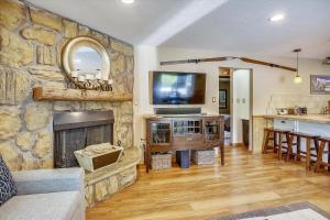 Μια τηλεόραση ή/και κέντρο ψυχαγωγίας στο Tannhauser 121